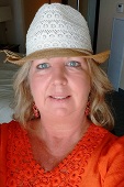 Lori Stone, The Travel Junkie