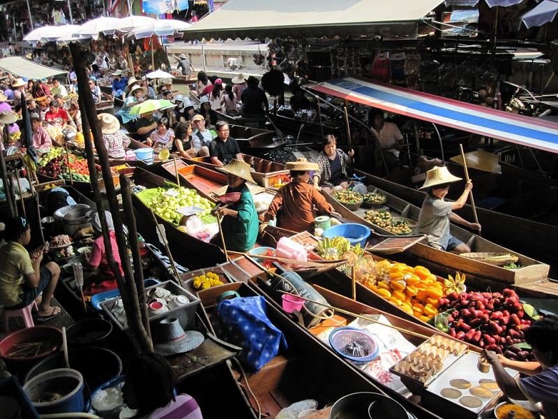 Floating market in Bangkok, Thailand