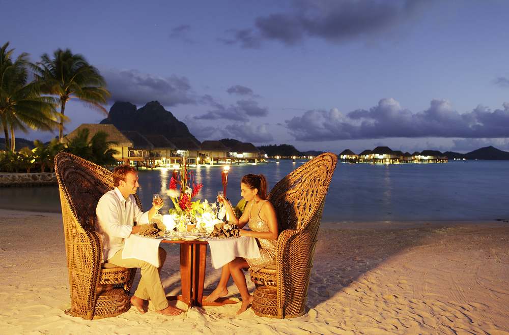 Romantic Dinner On The Beach From Photo Gallery For Bora Bora Pearl Beach Resort Spa Bora Bora French Polynesia Photo 1286 Visual Itineraries