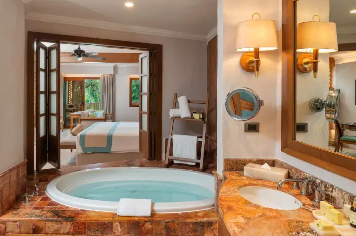 Golden Junior Suite, From Photo Gallery For Valentin ...