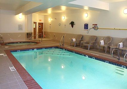 Indoor Heated Pool with Hot Tub - Clarion Suites Downtown.