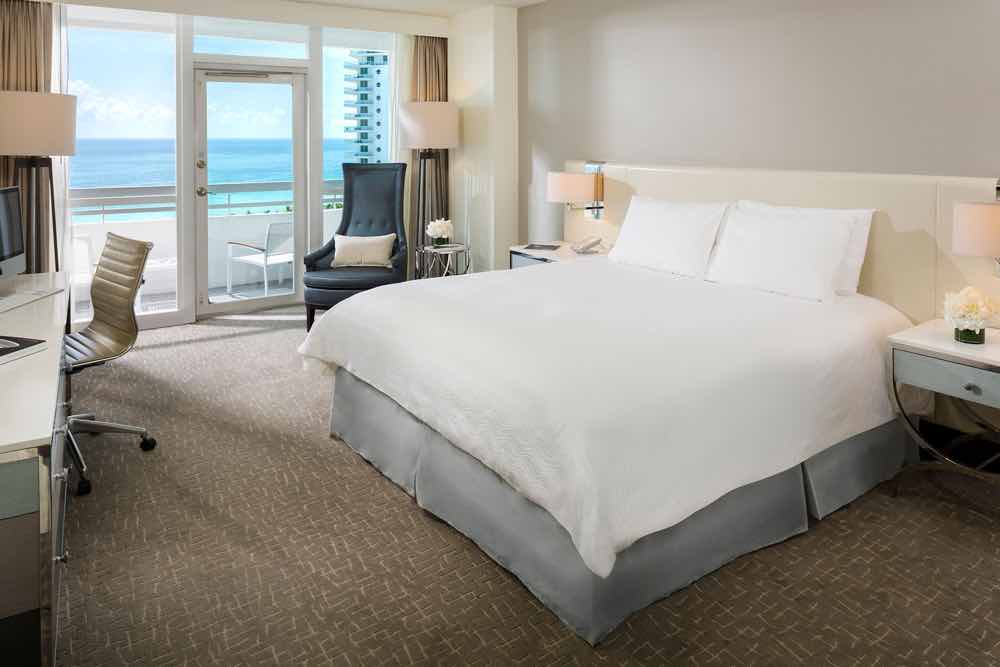 Guest Rooms - Fontainebleau.