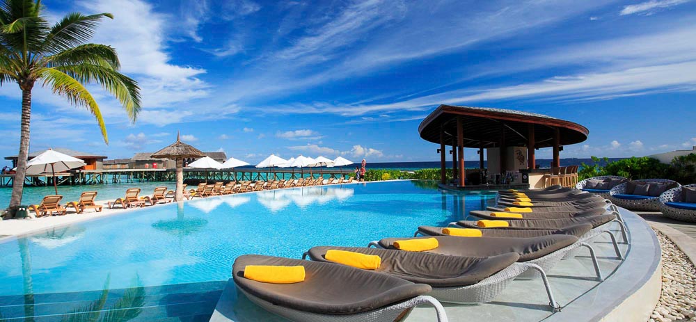 Pool - Centara Ras Fushi Resort & Spa Maldives.