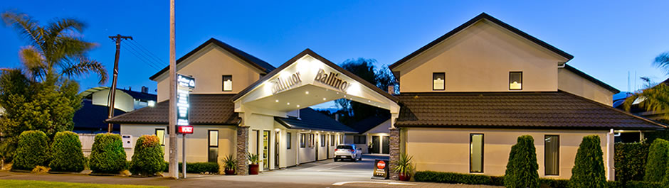 Entrance to Ballinor - Ballinor Motor Inn. Copyright Ballinor Motor Inn.