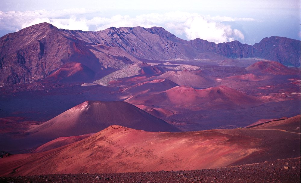 Haleakala Crater - Haleakala National Park. Copyright Hawaii Tourism Authority (HTA) / Ron Dahlquist.