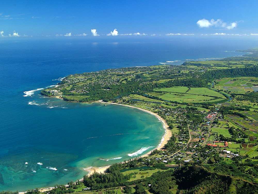 Hanalei and Princeville - Hanalei Town. Copyright Hawaii Tourism Authority (HTA) / Ron Garnett.