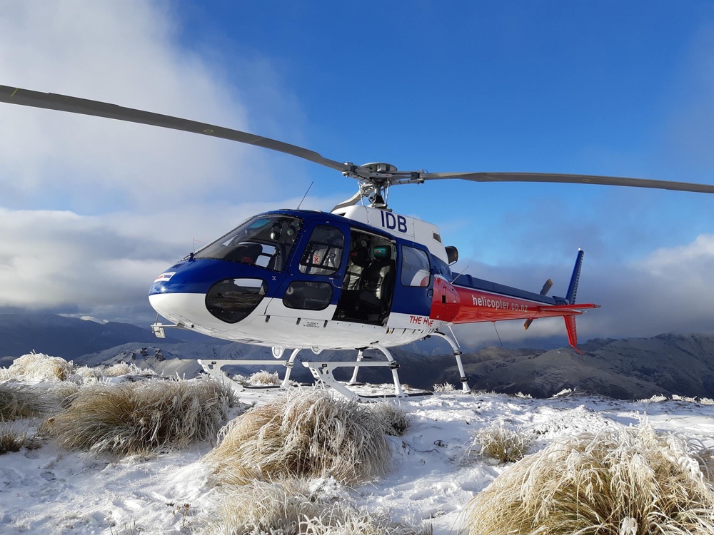 Helicopter Line - Helicopter Line. Copyright Helicopter Line.