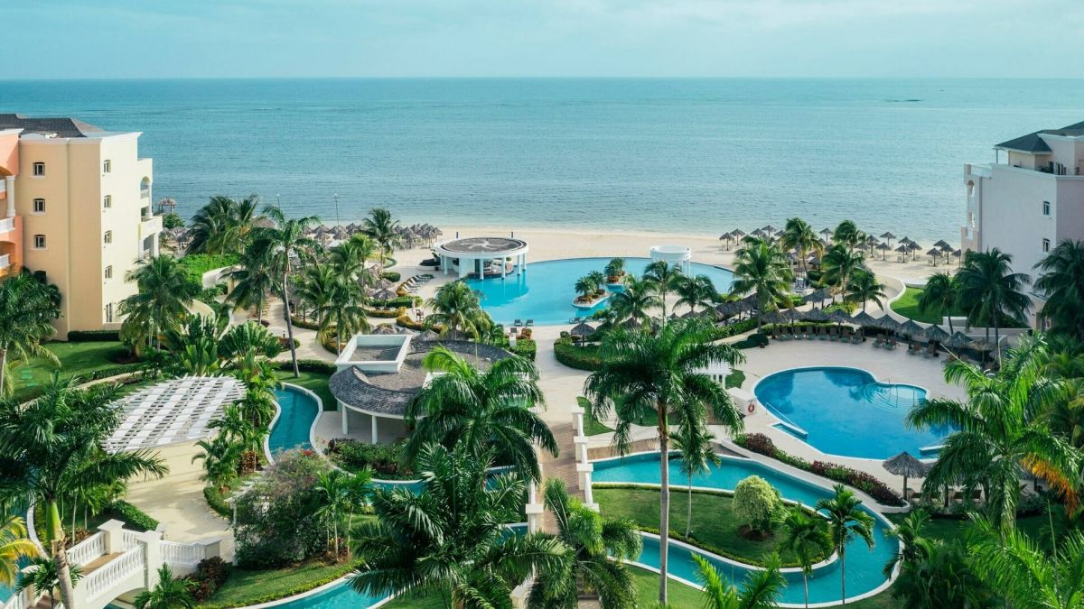 Iberostar Rose Hall Suites - Iberostar Rose Hall Suites. Copyright Iberostar Hoteles y Apartamentos S.L..