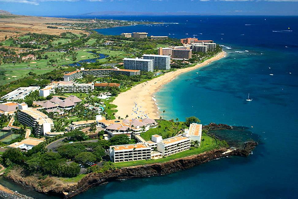 Ka'anapali Beach Hotel - Ka'anapali Beach Hotel. Copyright Ka'anapali Beach Hotel.