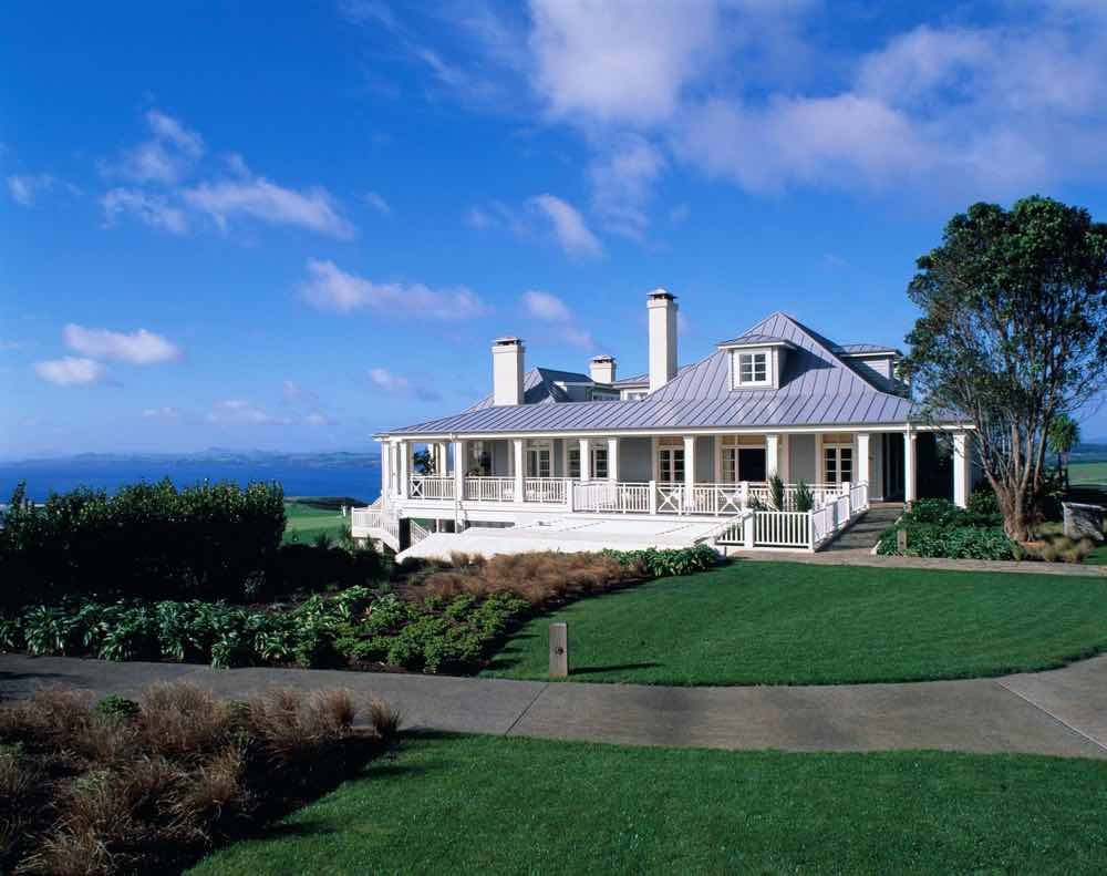 Kauri Cliffs - Kauri Cliff. Copyright Kauri Cliffs.