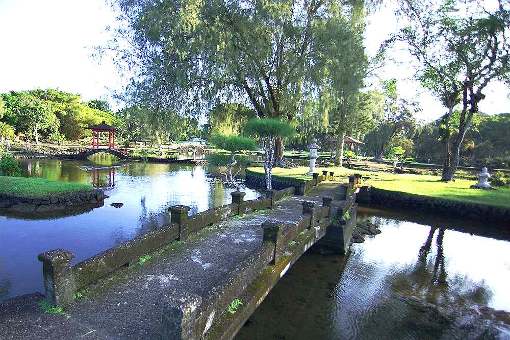 Liliuokalani Gardens - Liliuokalani Gardens. Copyright Hawaii's Big Island Visitor Bureau (BIVB).
