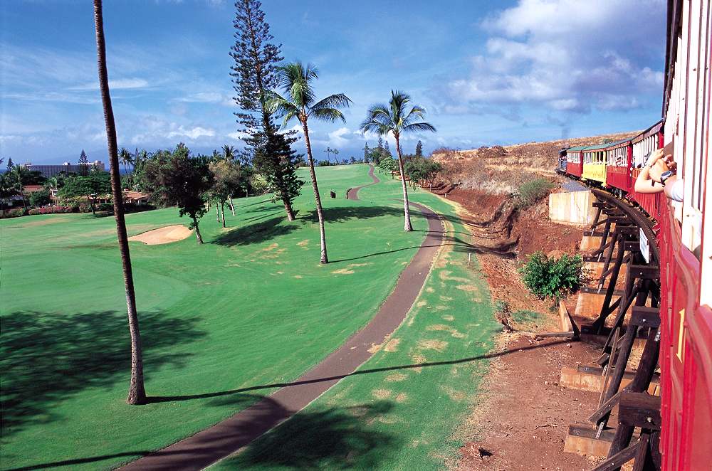 Sugar Cane Train - Sugar Cane Train. Copyright Hawaii Tourism Japan (HTJ).