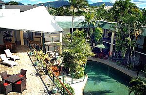 Bay Village Tropical Retreat