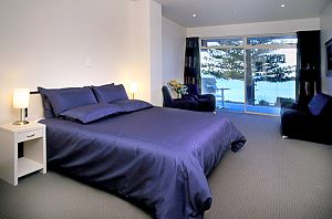 White Morph Motor Inn