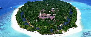 Royal Island Resort & Spa