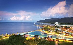 DoubleTree by Hilton Hotel Cairns