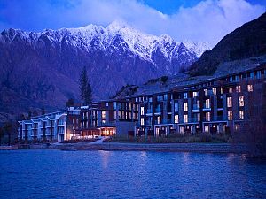 Hilton Queenstown Resort & Spa